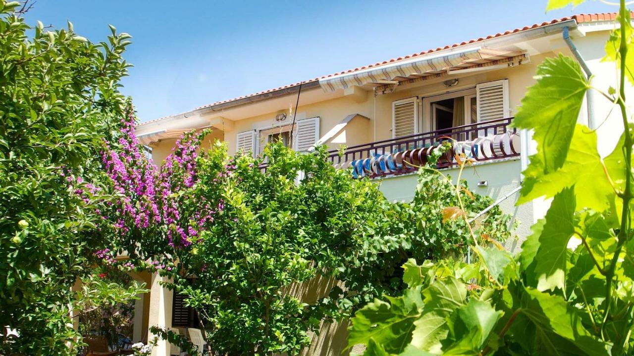 Adria Arba Apartments Rab Town Exterior photo